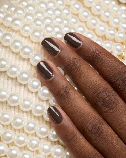 chocolate nails a 2025 winter nail polish color trend by manucurist